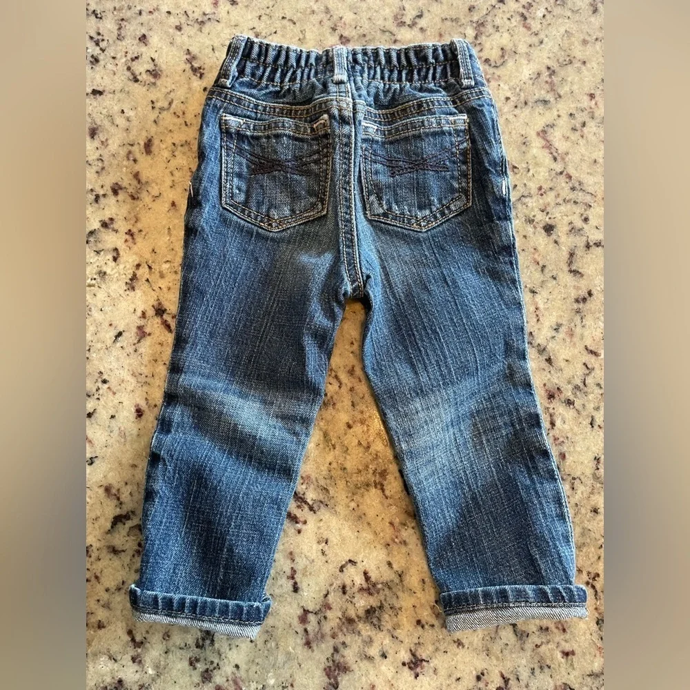 Baby gap unisex, distressed, straight leg jeans size 18 to 24 months